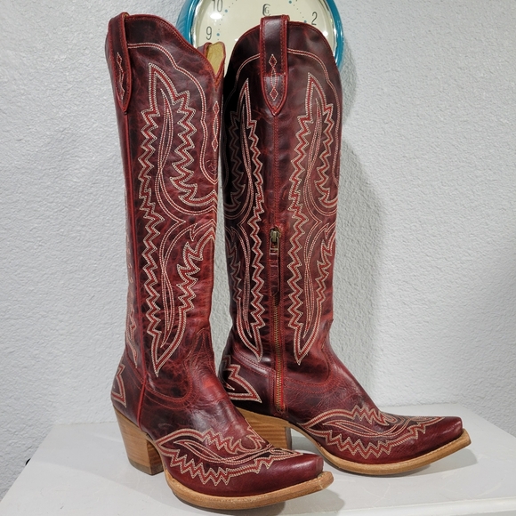 Ariat Shoes - Ariat Casanova X Toe Western Boot Size 9.5 Red
